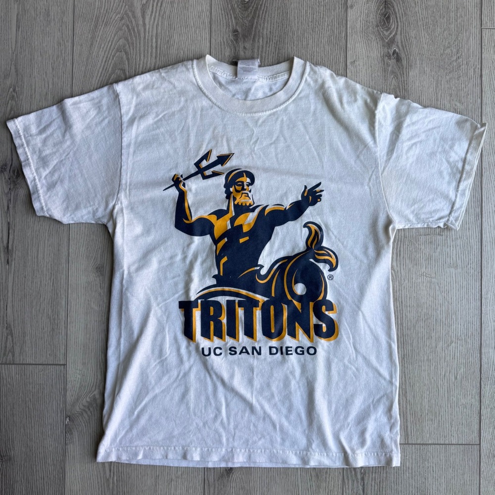 UC San Diego Tritons UCSD Jerzees Heavyweight T Shirt Mens M College Graphic